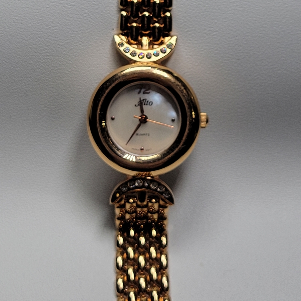 ALTO Women's Watch - Picture 7 of 16